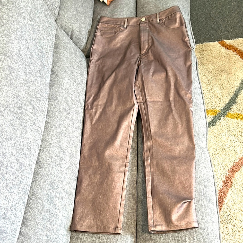 Avec Les Filles metallic pants. size 30. Crop fit.